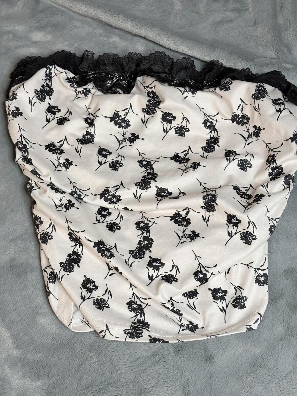 Soleia Summer Floral   Strapless Tube Top with Black Lace Trim Size Small